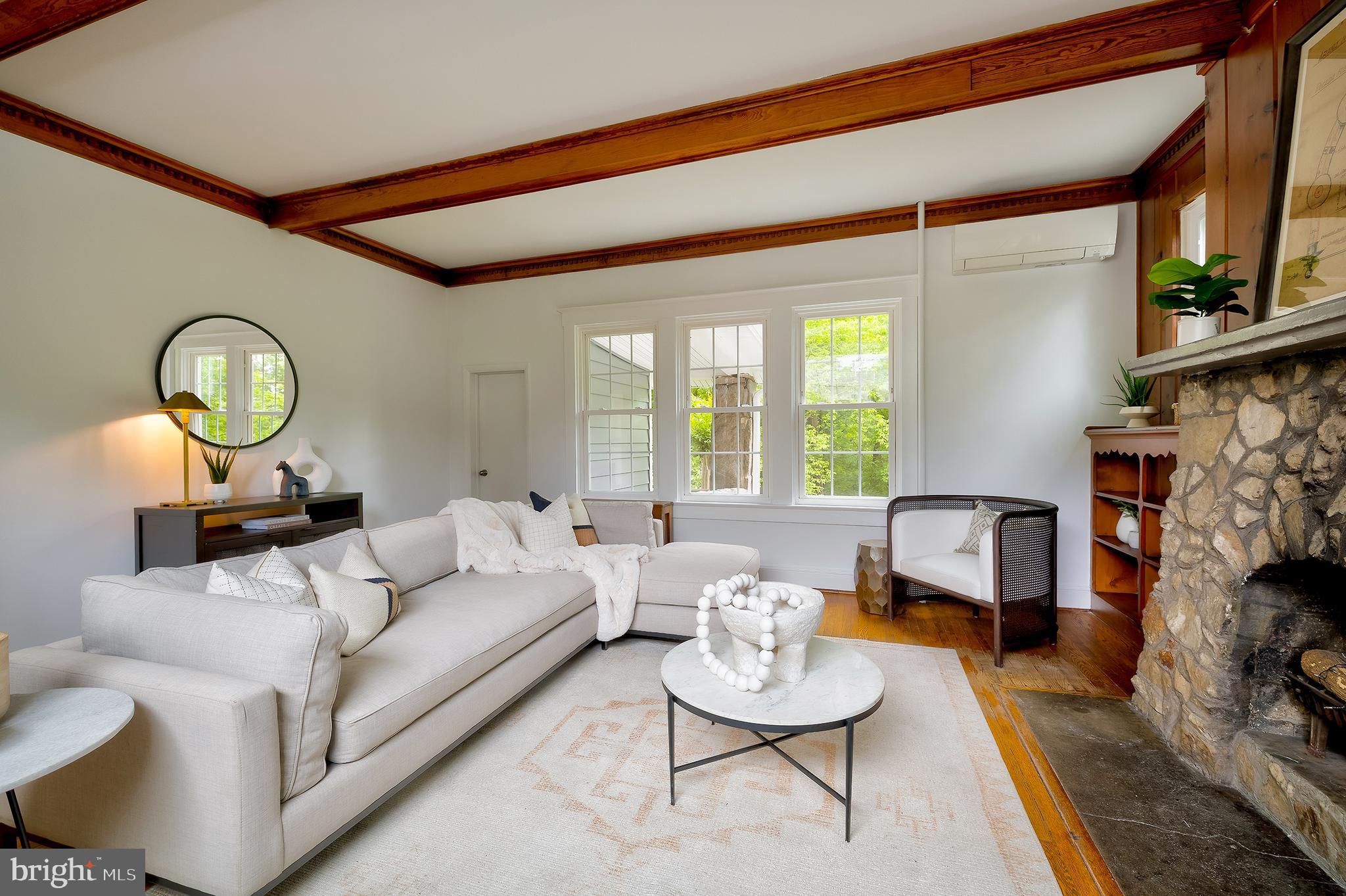 FOREST GLEN PARK - Residential