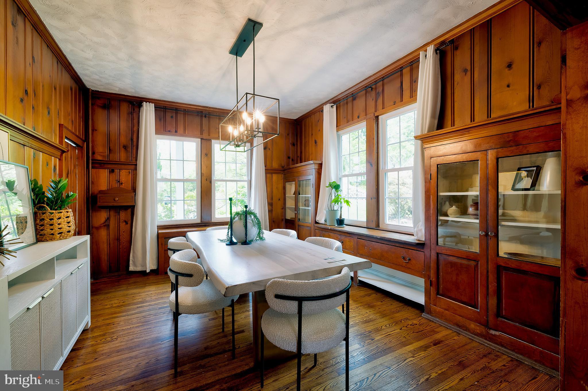 FOREST GLEN PARK - Residential