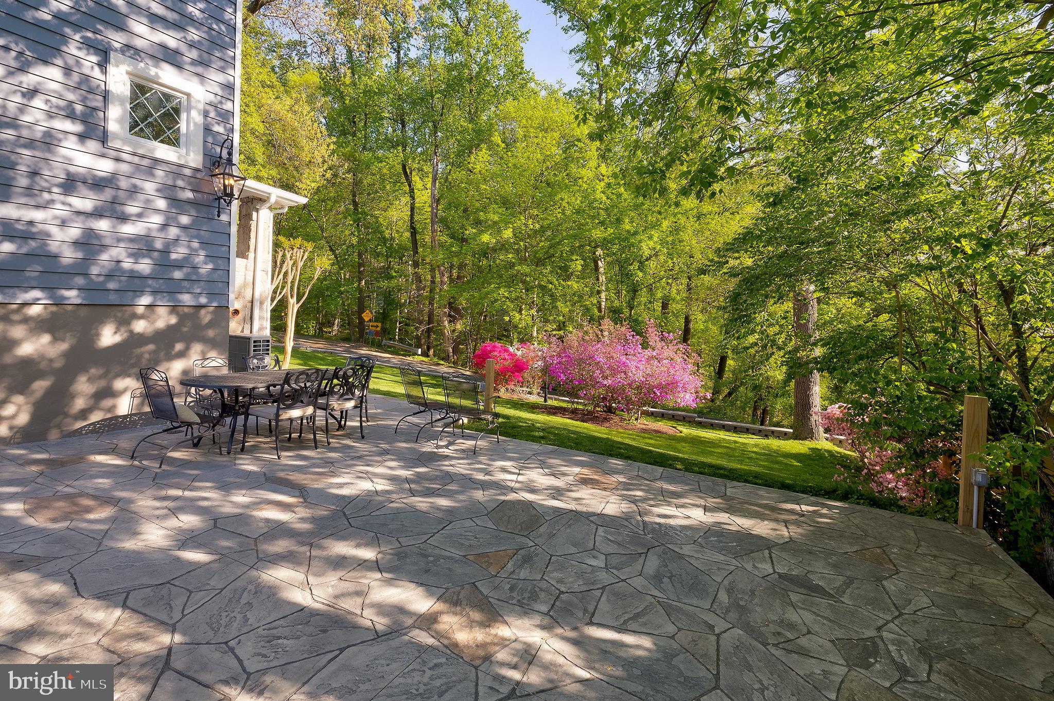 FOREST GLEN PARK - Residential