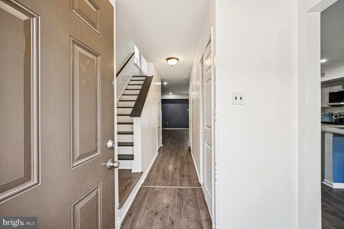 14 LAUREL COURT