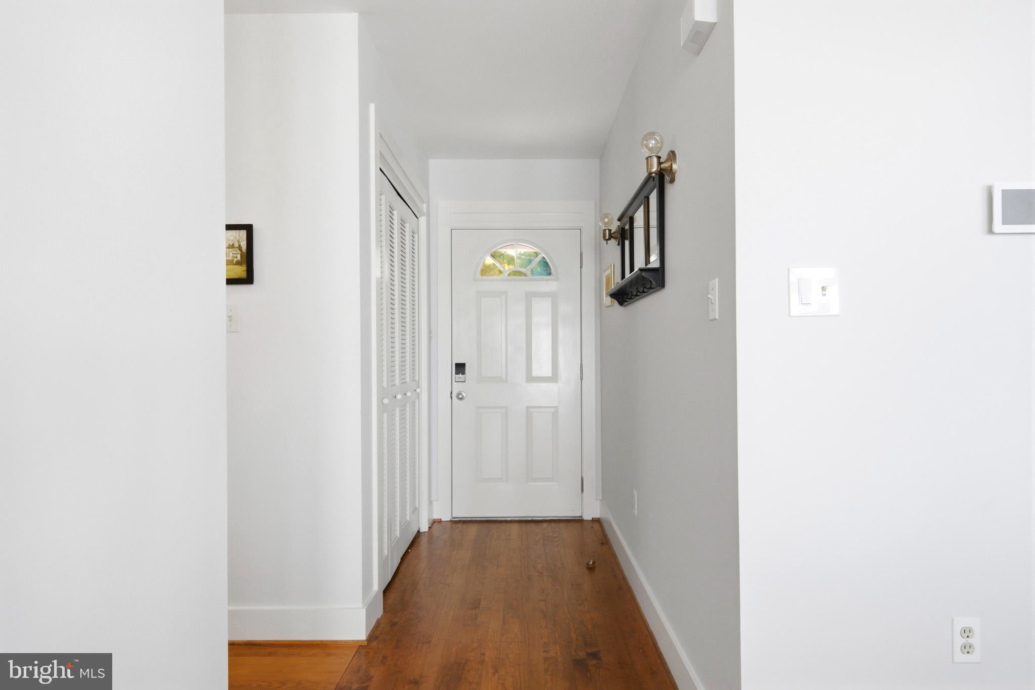 5424 BEACH DRIVE