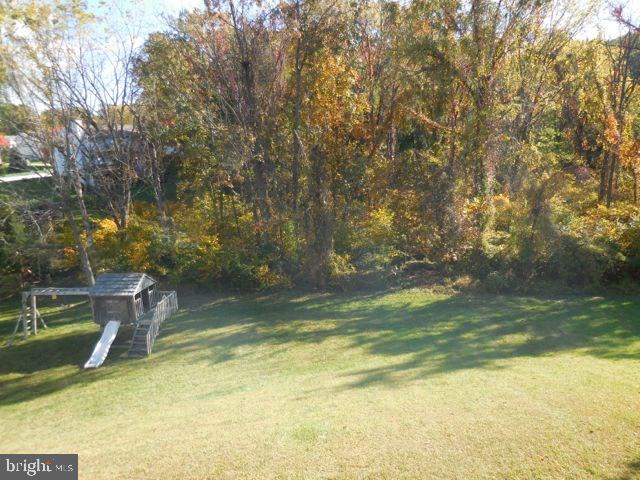 COLONIAL HILLS - Residential