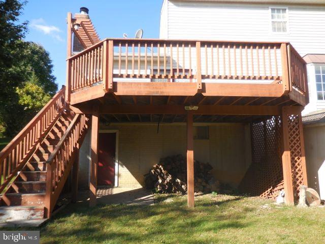 COLONIAL HILLS - Residential