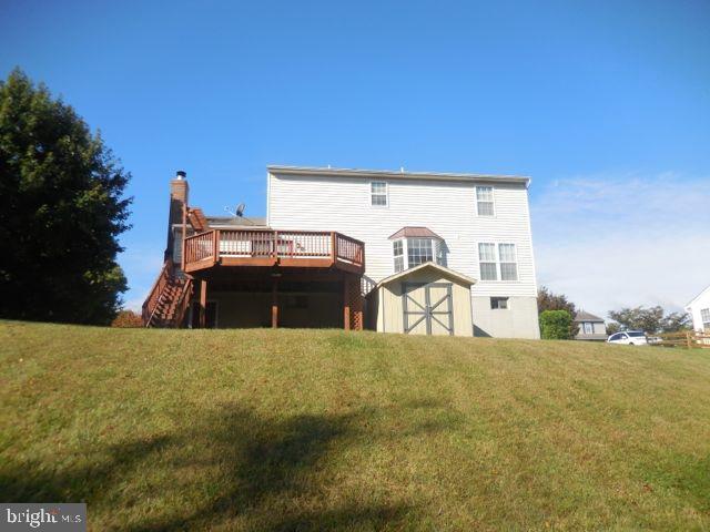COLONIAL HILLS - Residential
