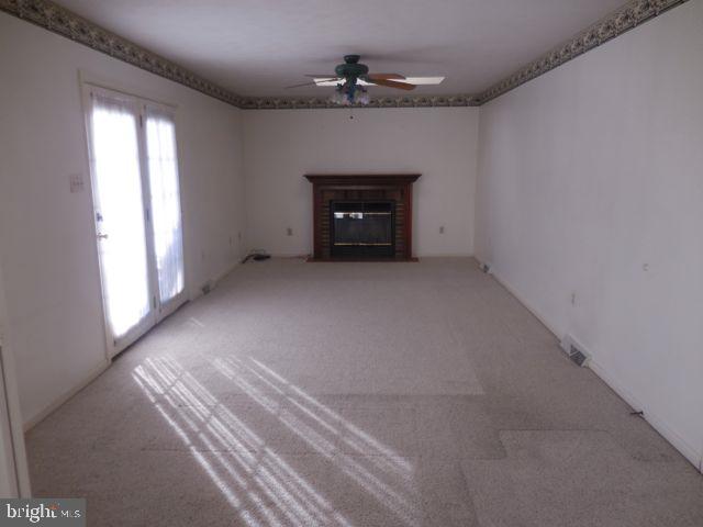 COLONIAL HILLS - Residential