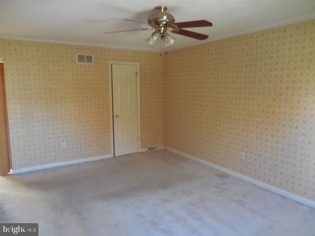 COLONIAL HILLS - Residential