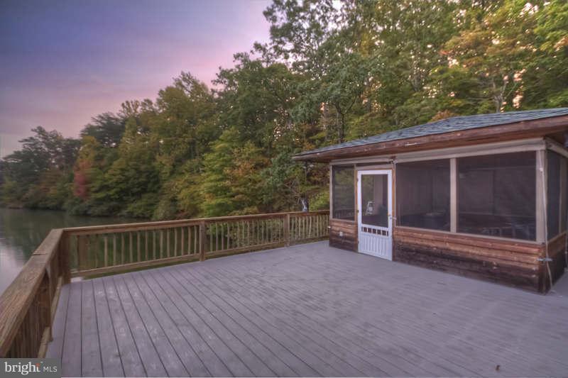 PIGEON COVE - Residential