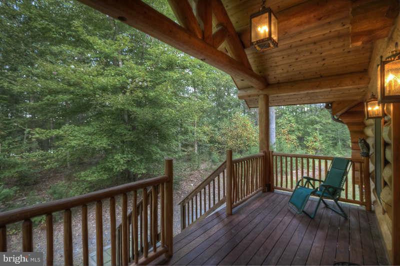 PIGEON COVE - Residential