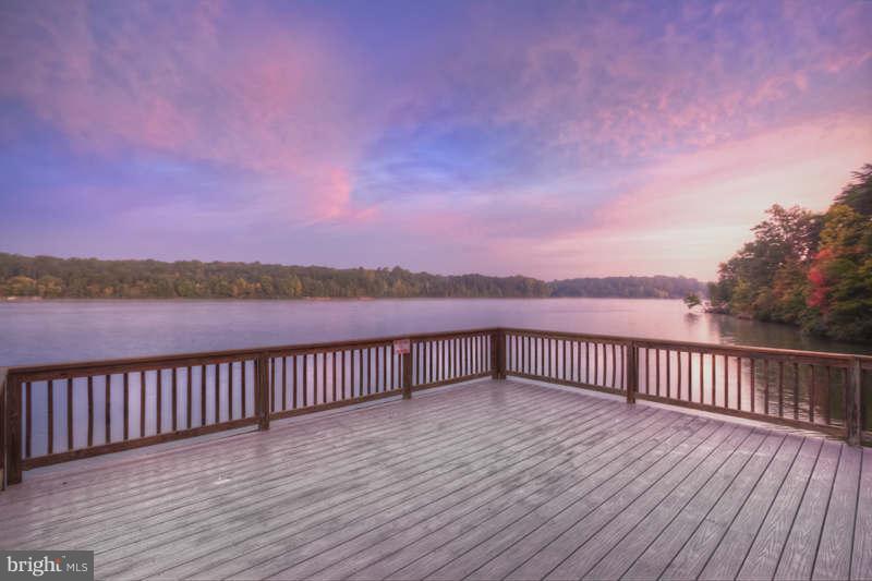 PIGEON COVE - Residential