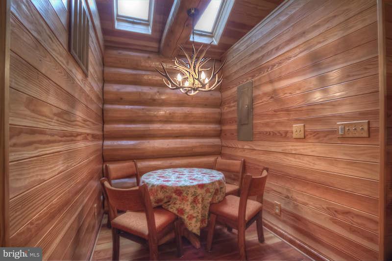 PIGEON COVE - Residential