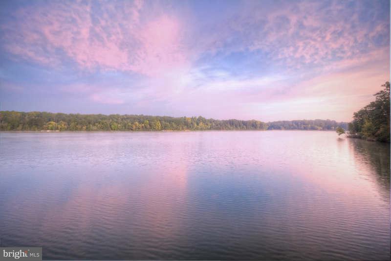 PIGEON COVE - Residential