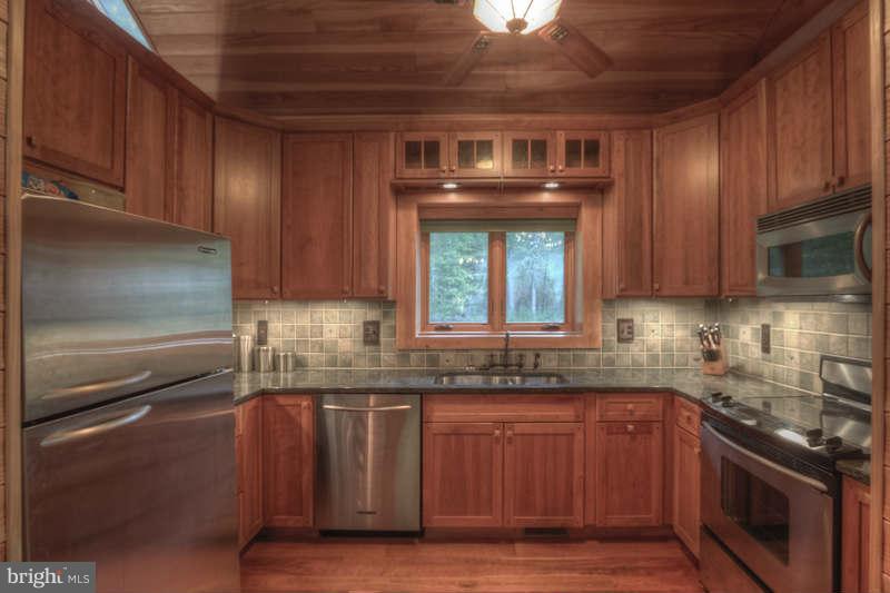 PIGEON COVE - Residential