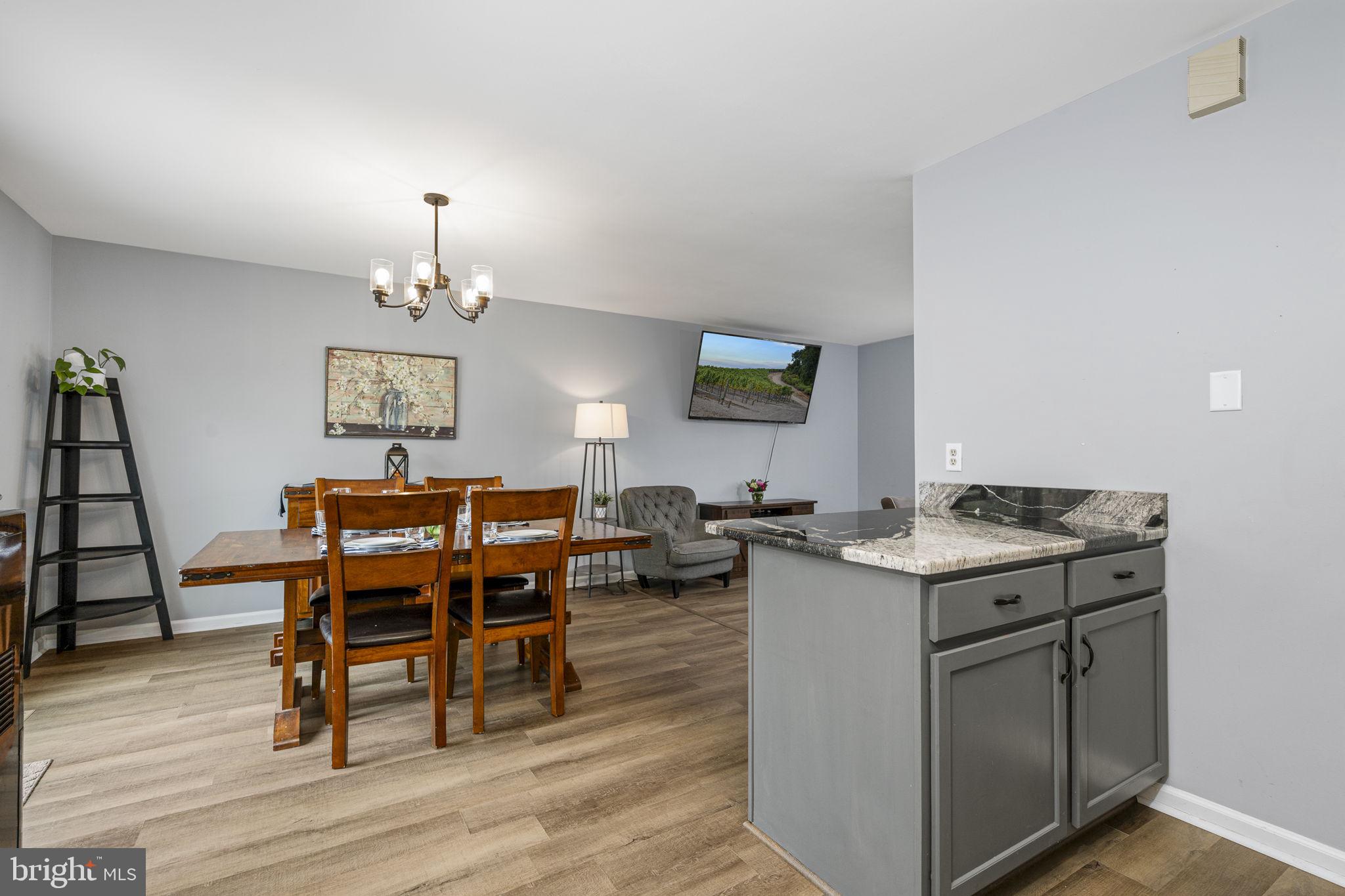 MEADOW VIEW VILLAGE - Residential