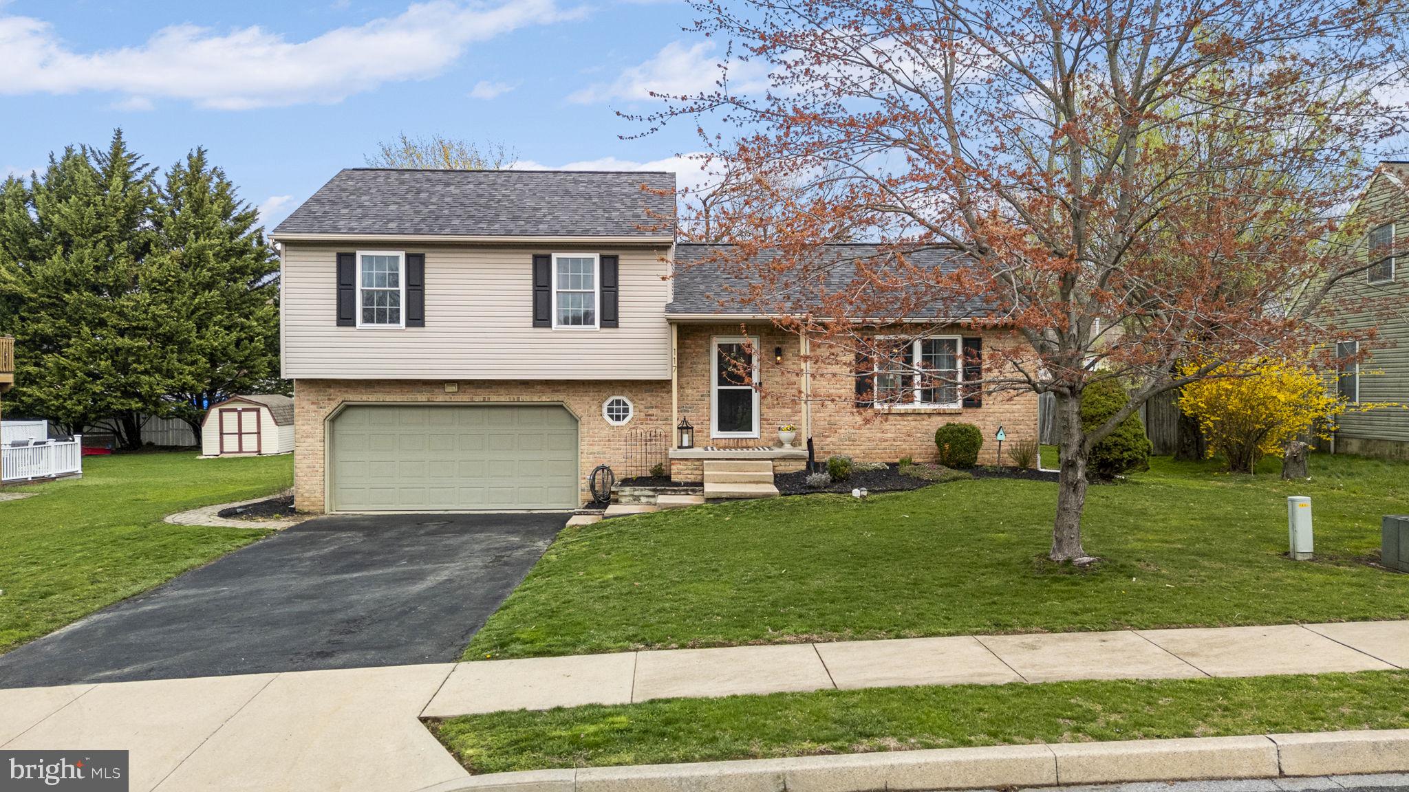 MEADOW VIEW VILLAGE - Residential