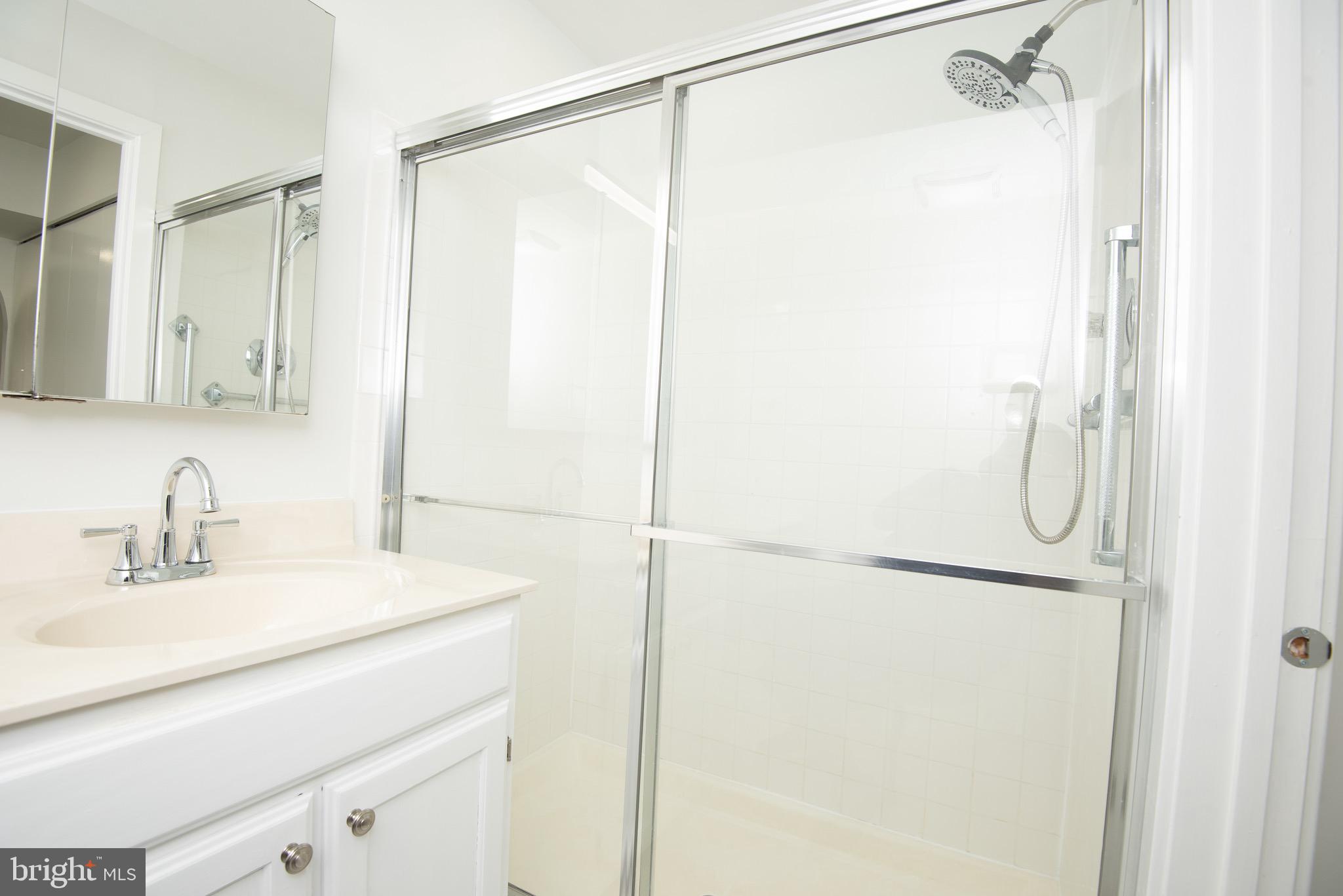 FOUNTAIN POINTE - Residential