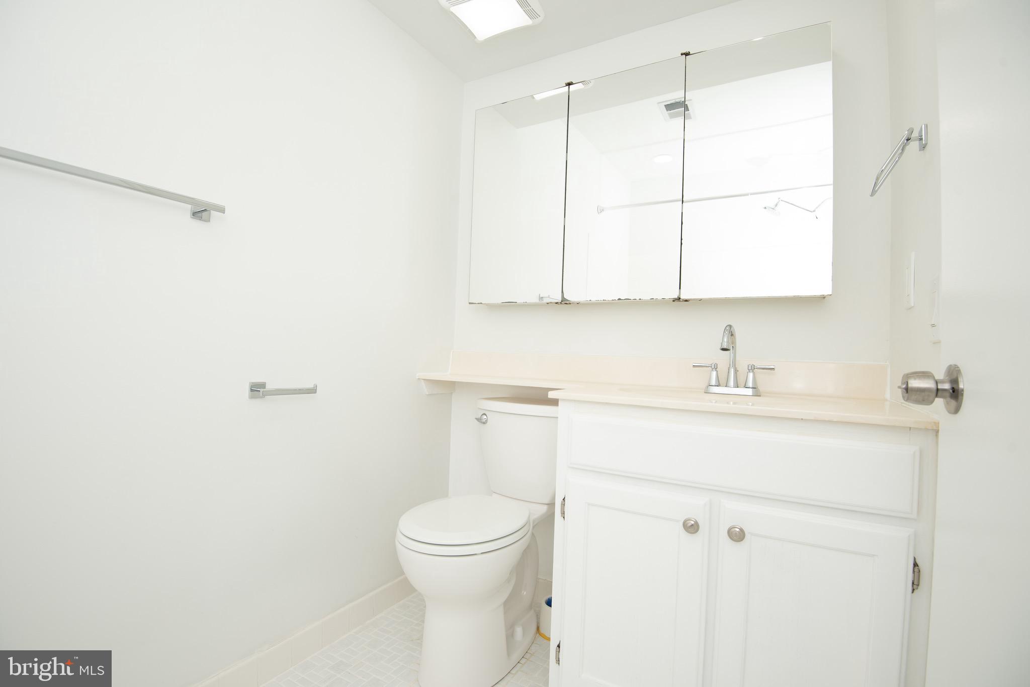 FOUNTAIN POINTE - Residential