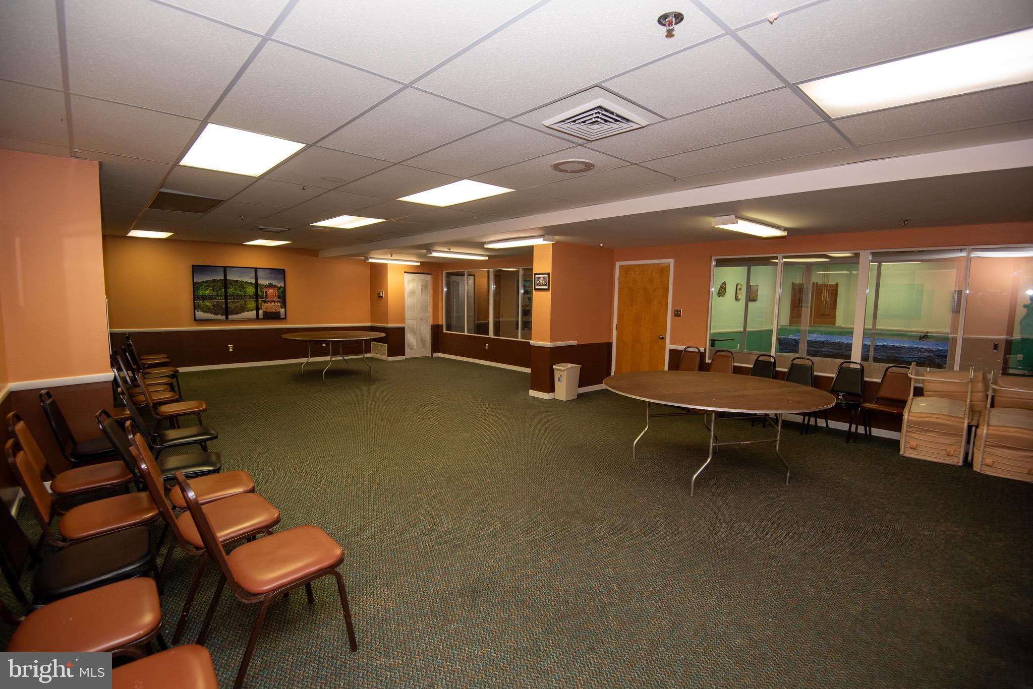 FOUNTAIN POINTE - Residential