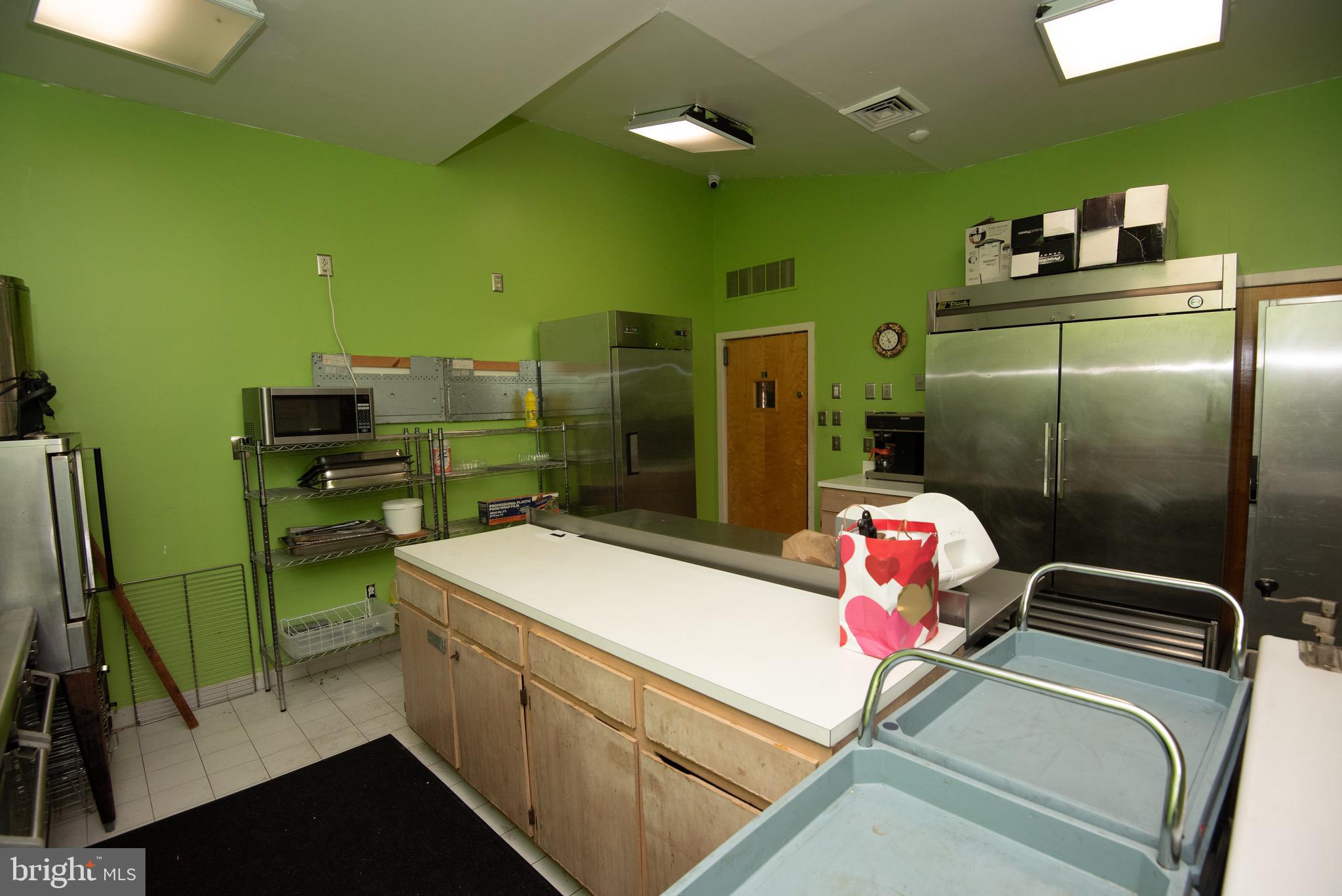 FOUNTAIN POINTE - Residential