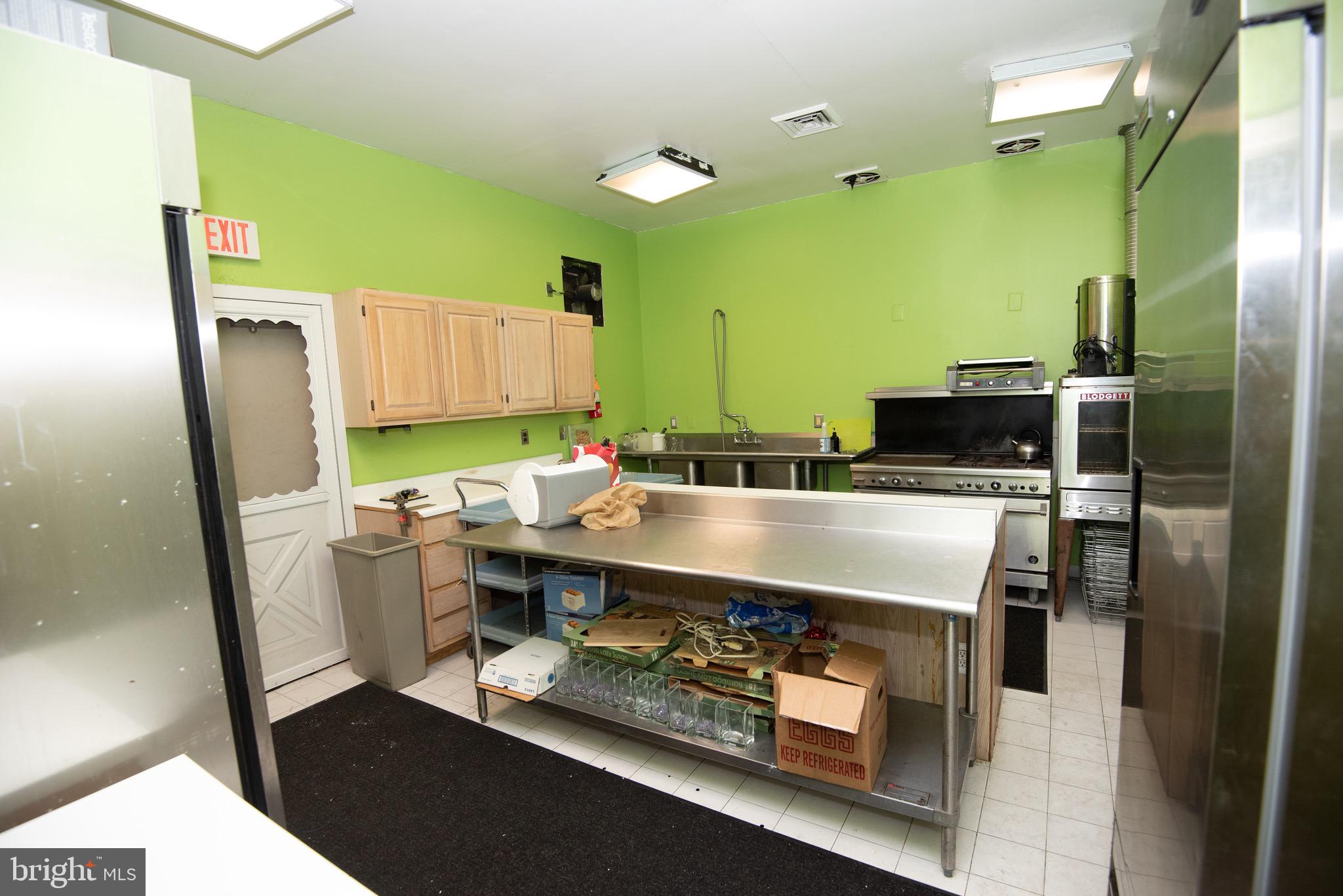 FOUNTAIN POINTE - Residential