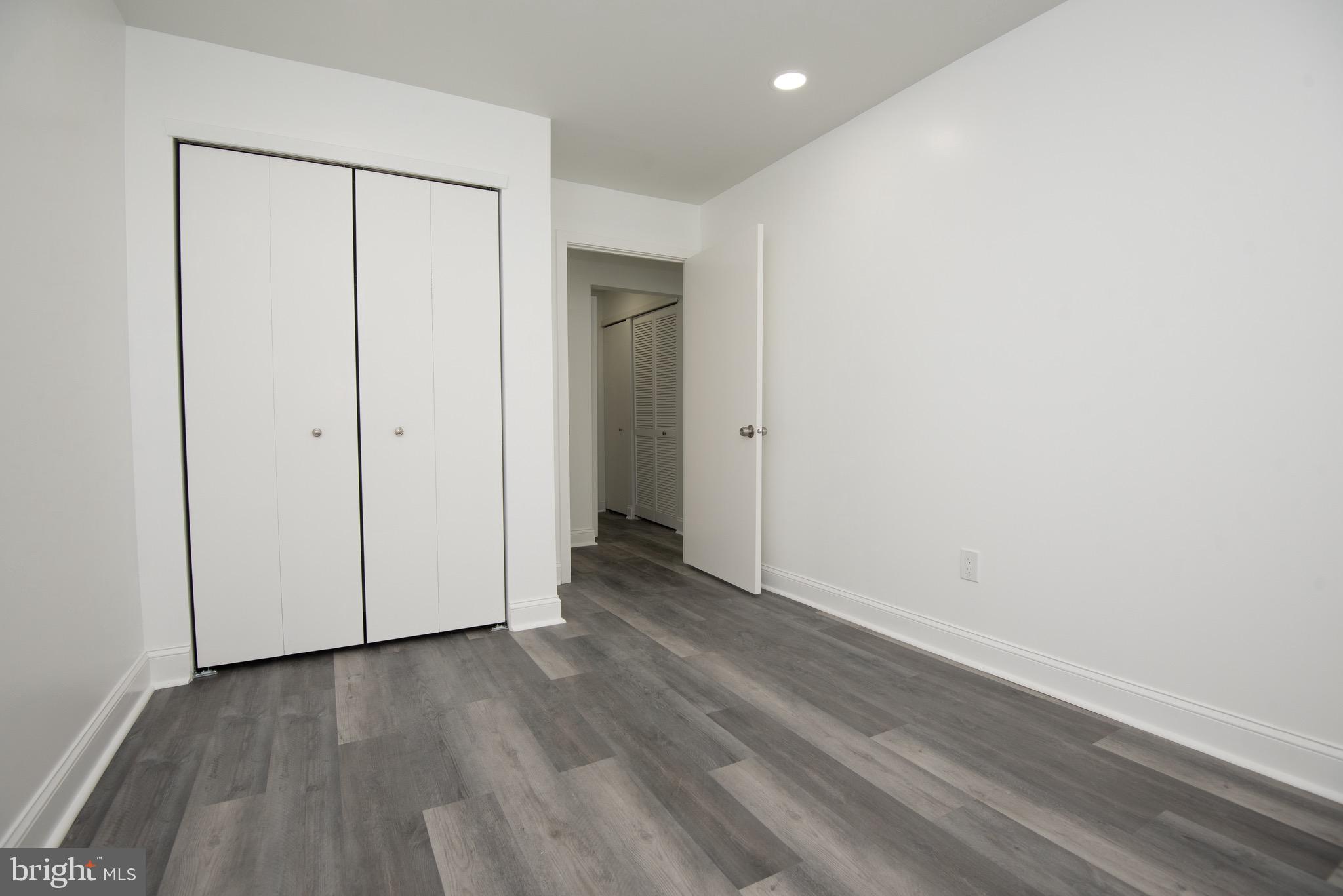 FOUNTAIN POINTE - Residential