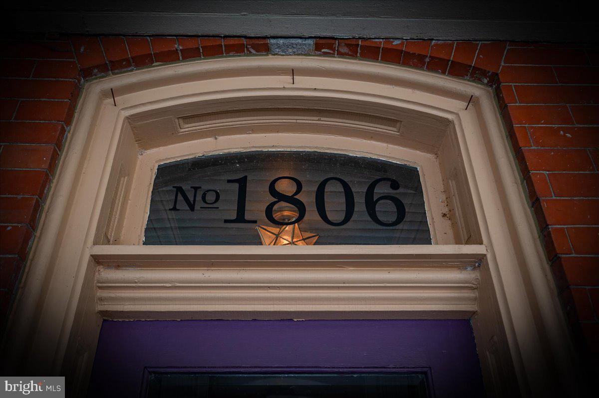 1806 DELAWARE AVENUE