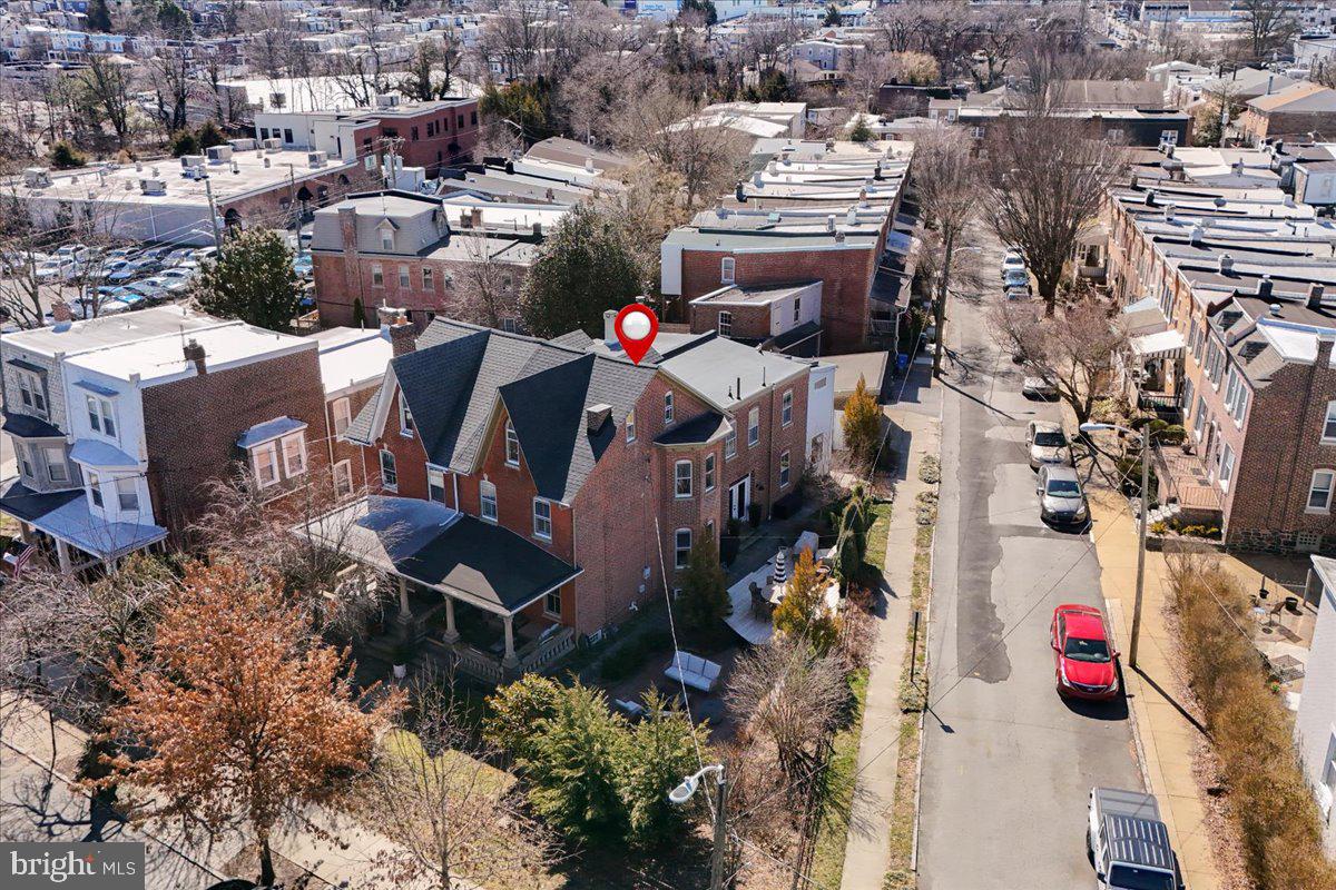 FORTY ACRES - Residential