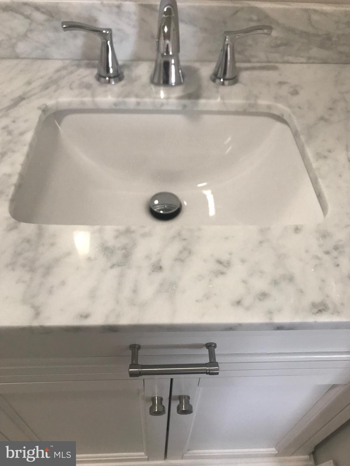 MIRACLE VALLEY - Residential Lease