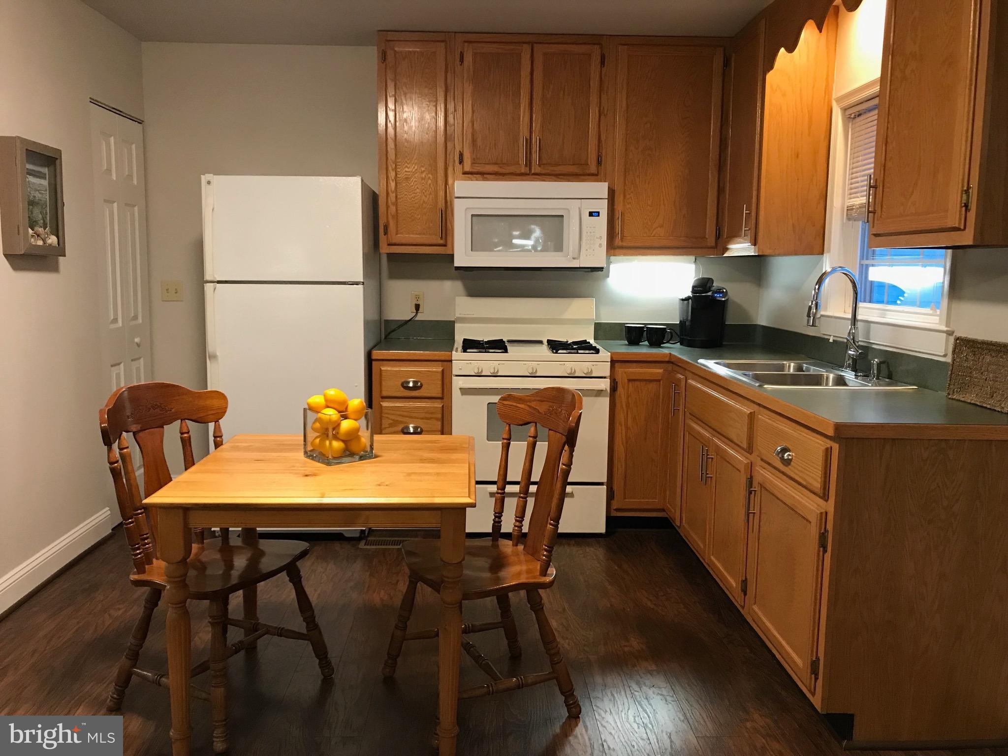 MIRACLE VALLEY - Residential Lease