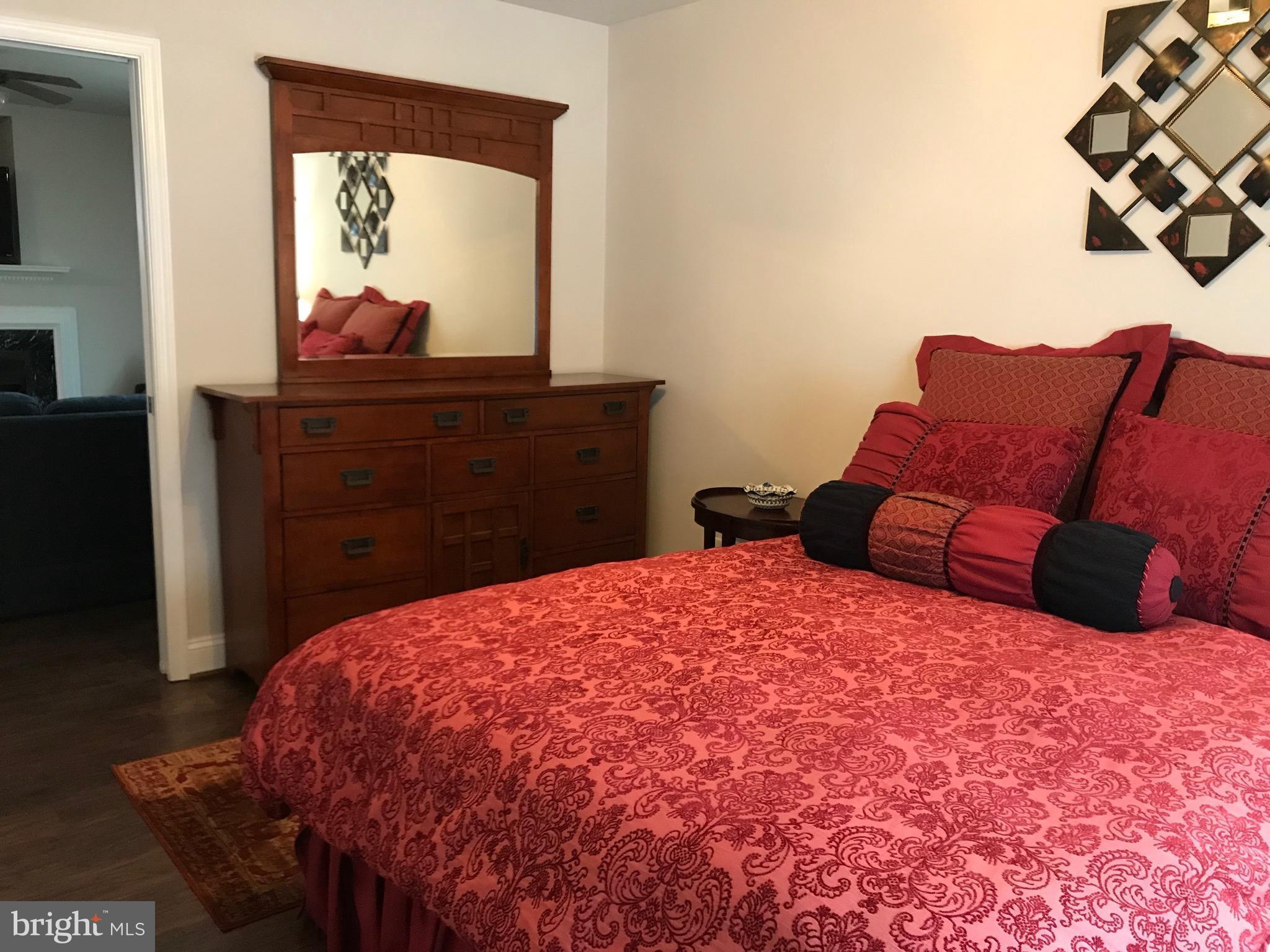 MIRACLE VALLEY - Residential Lease