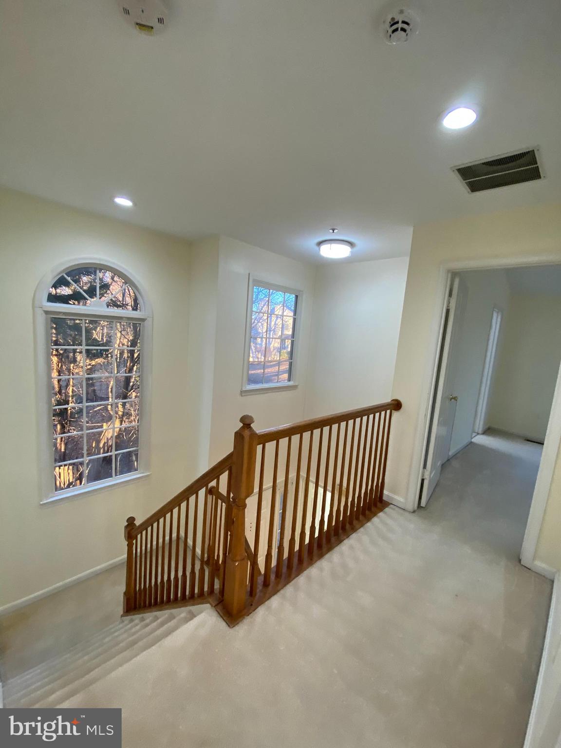 FLOWER HILL - Residential