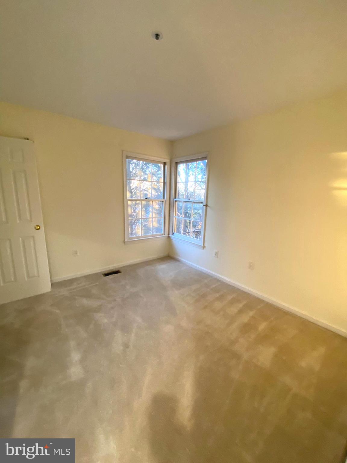 FLOWER HILL - Residential