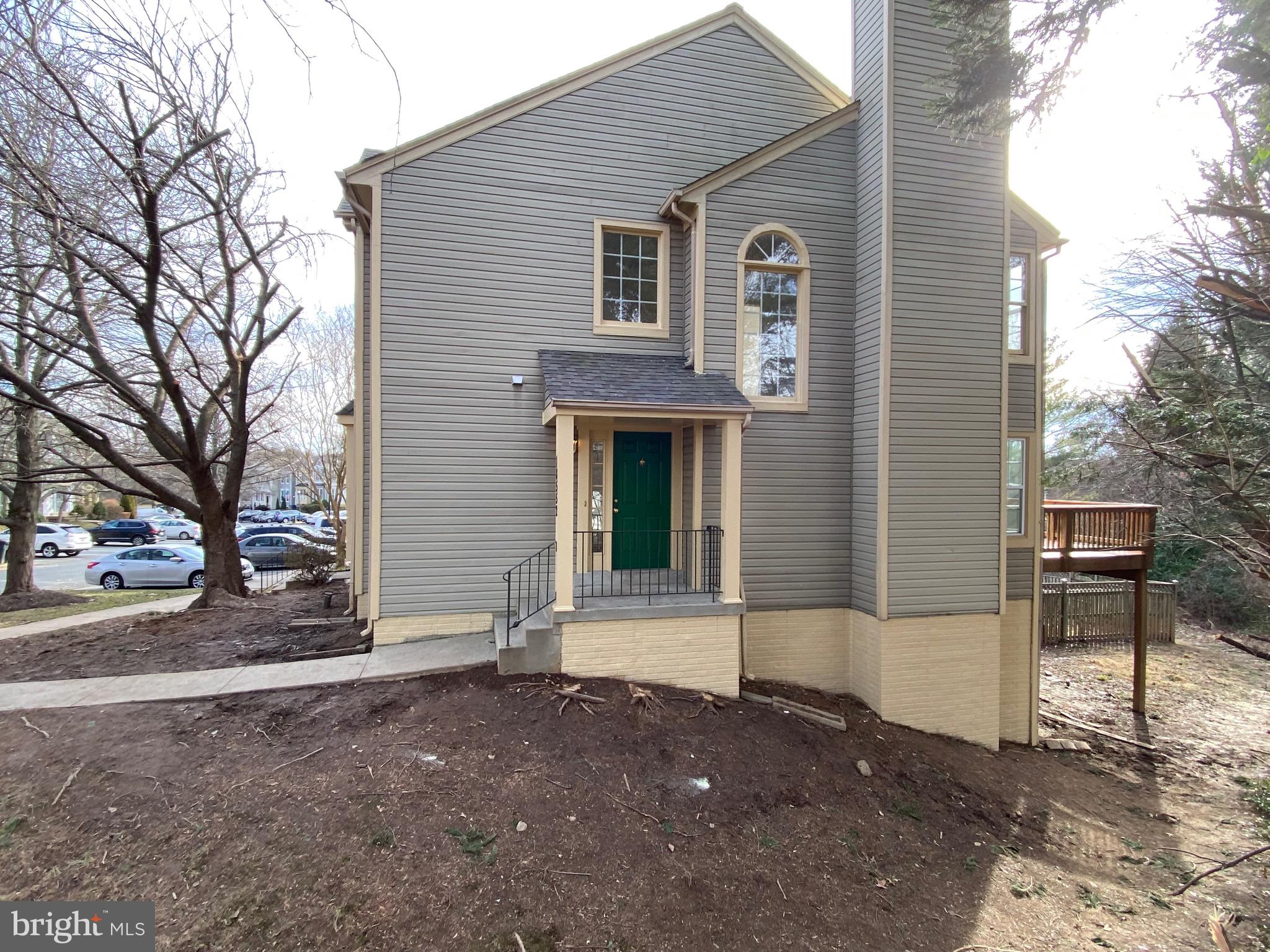 FLOWER HILL - Residential