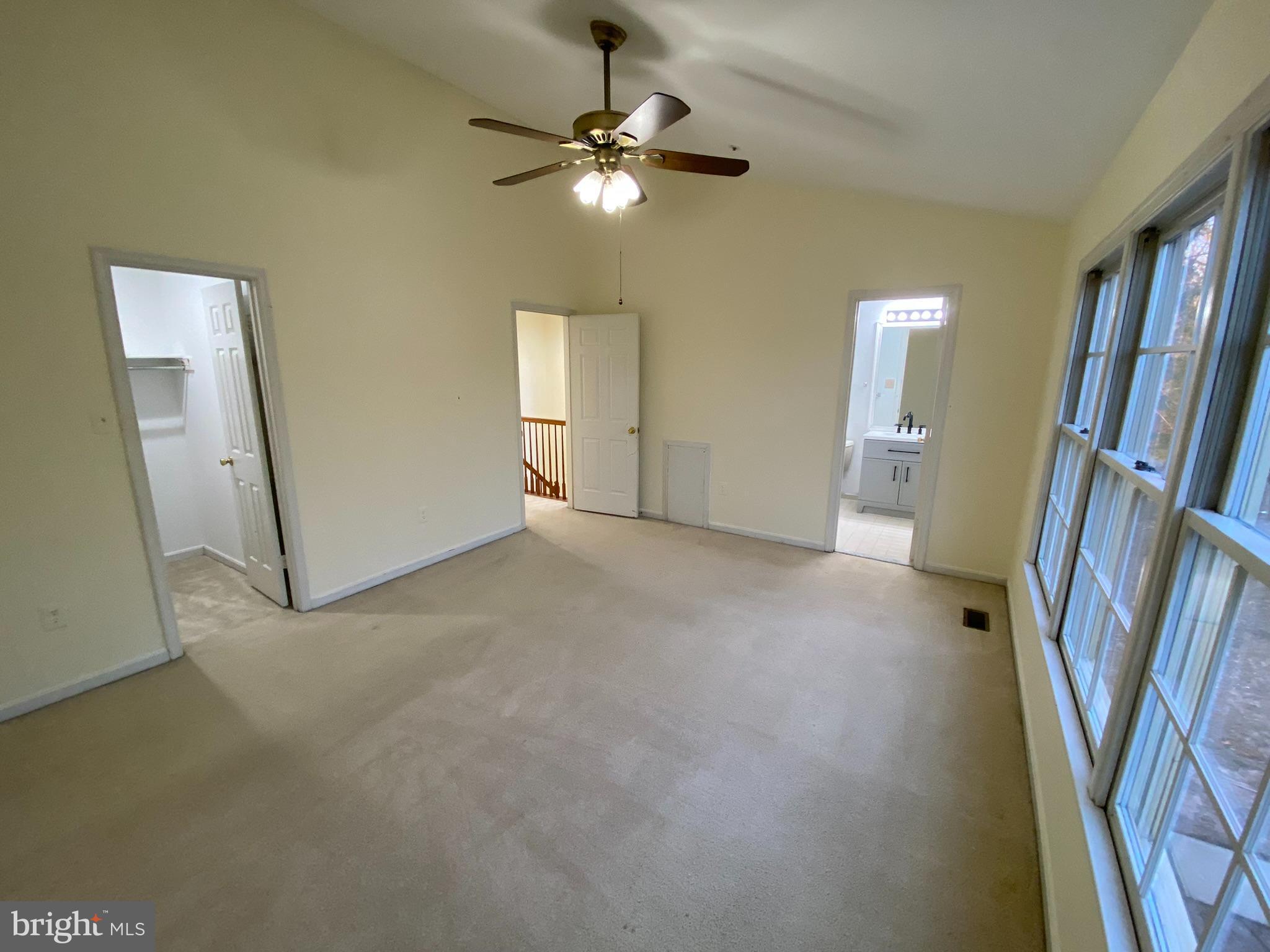 FLOWER HILL - Residential