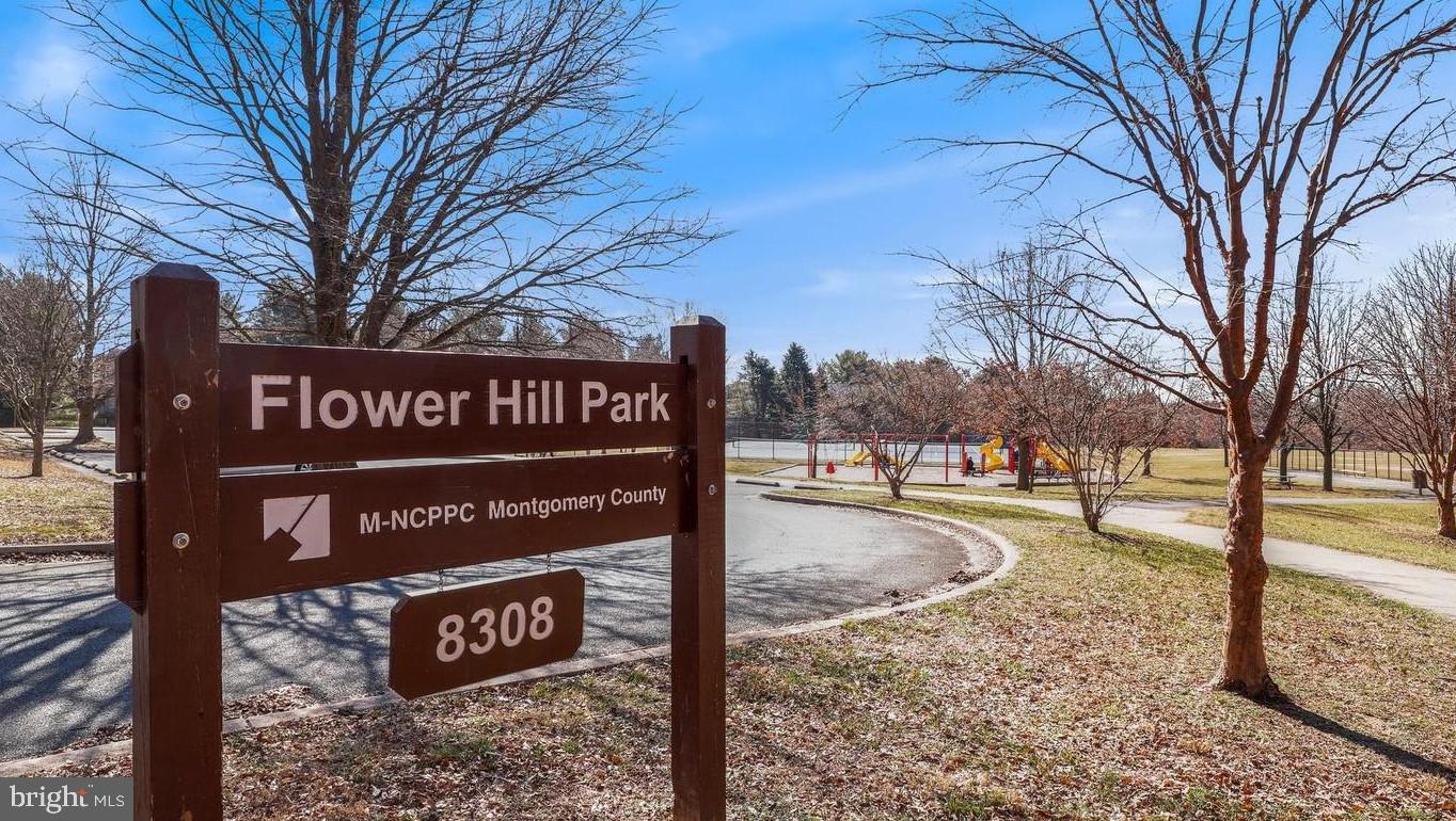 FLOWER HILL - Residential