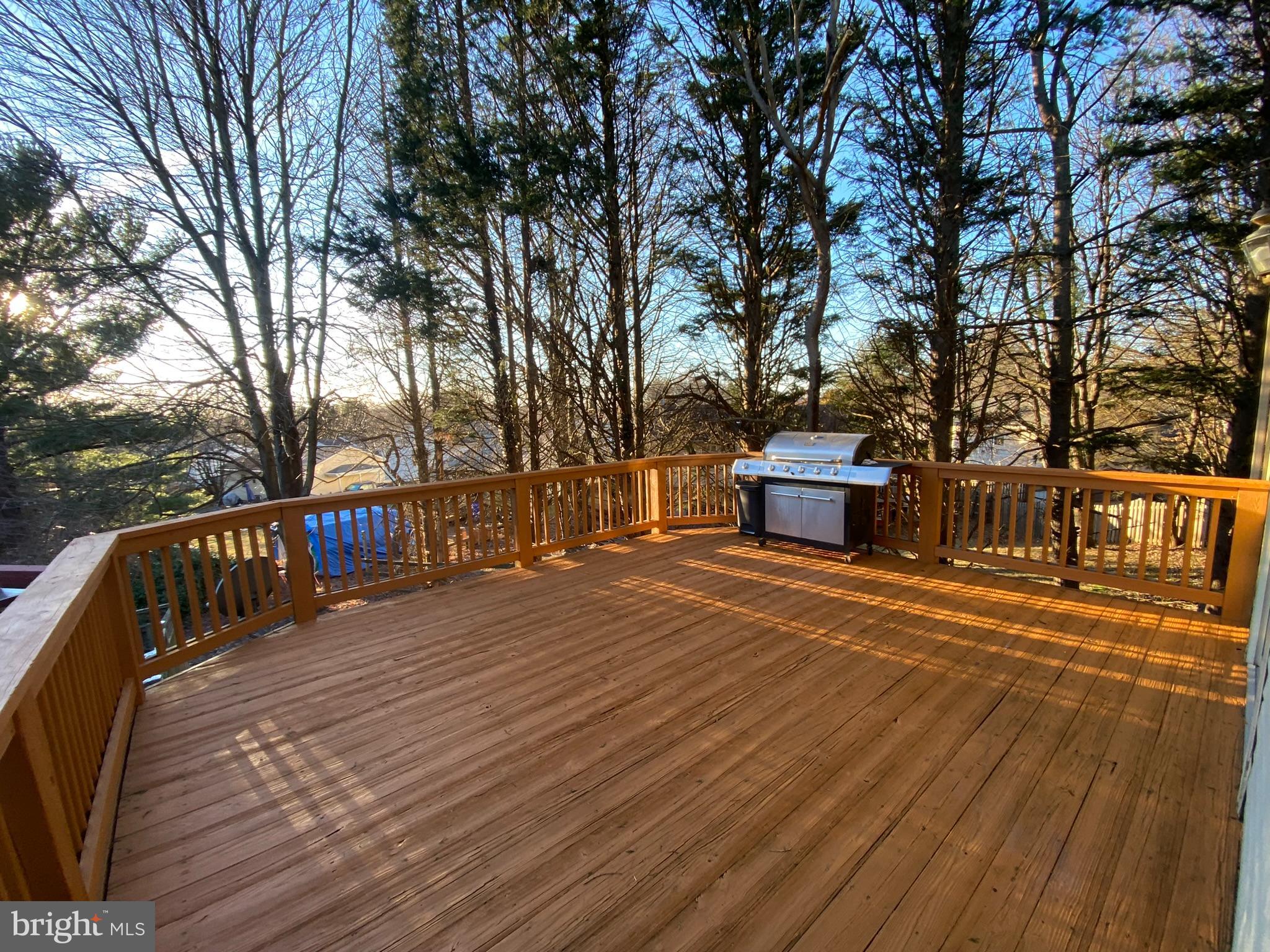 FLOWER HILL - Residential