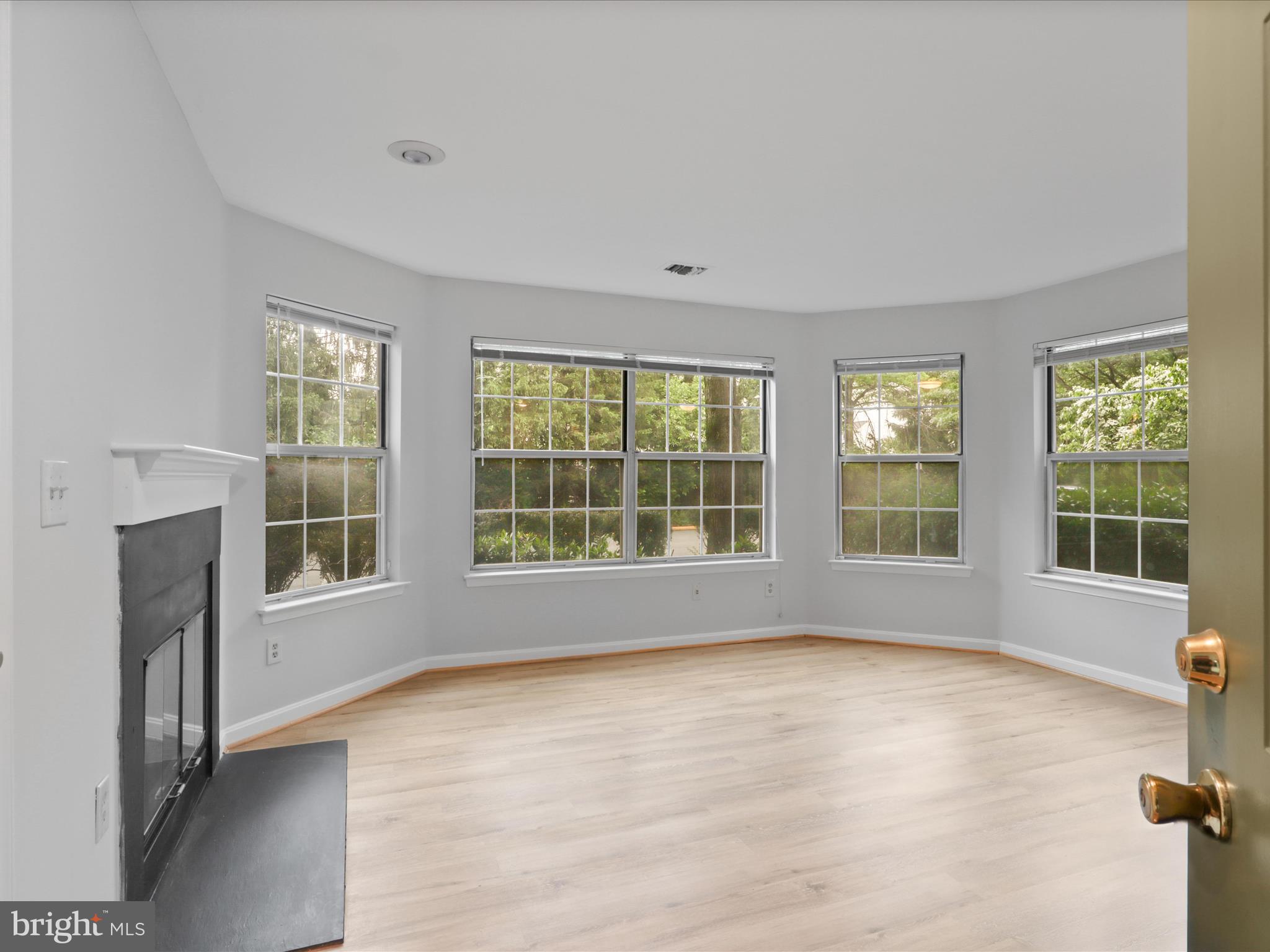 WILLOUGHBYS RIDGE - Residential Lease