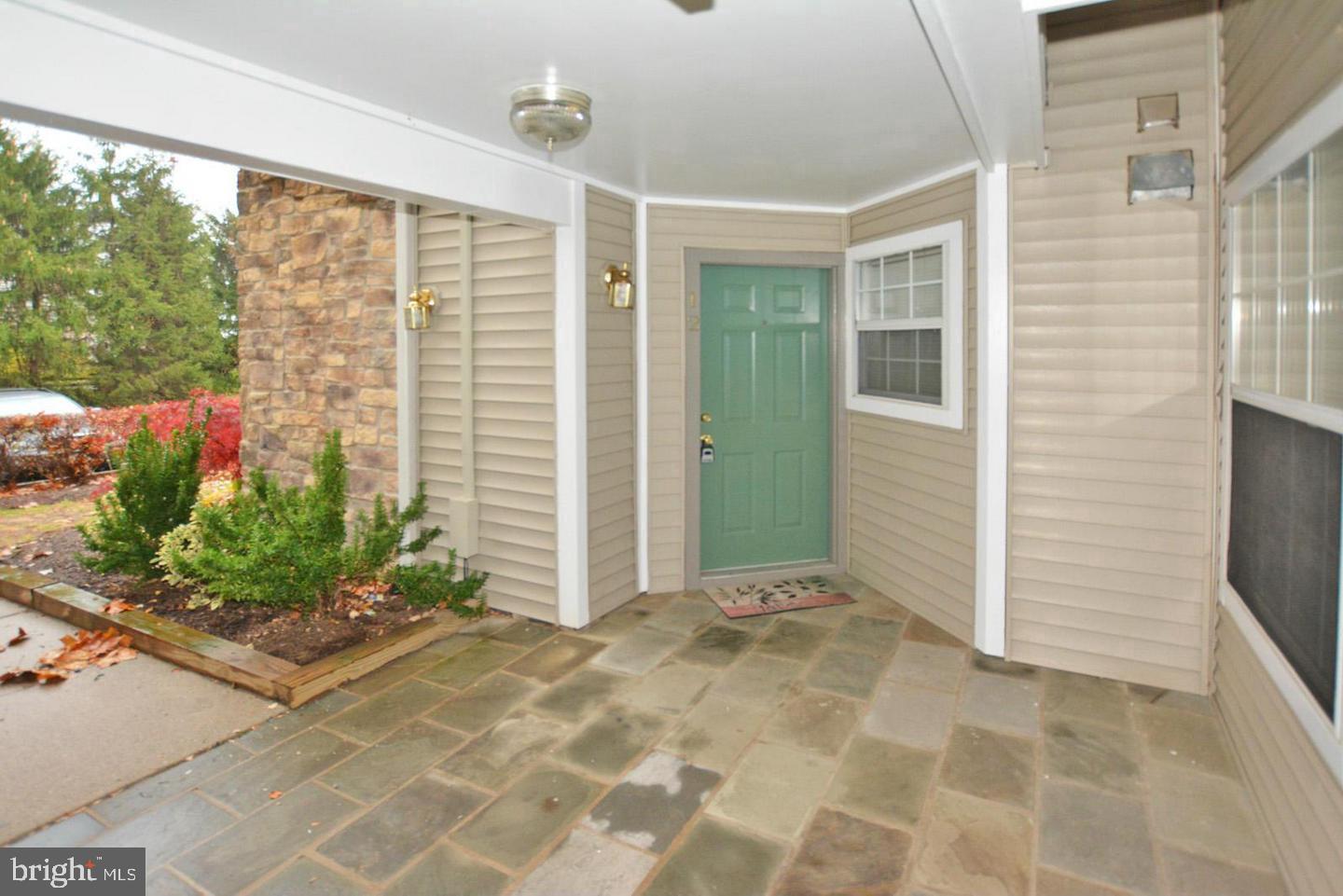 WILLOUGHBYS RIDGE - Residential Lease