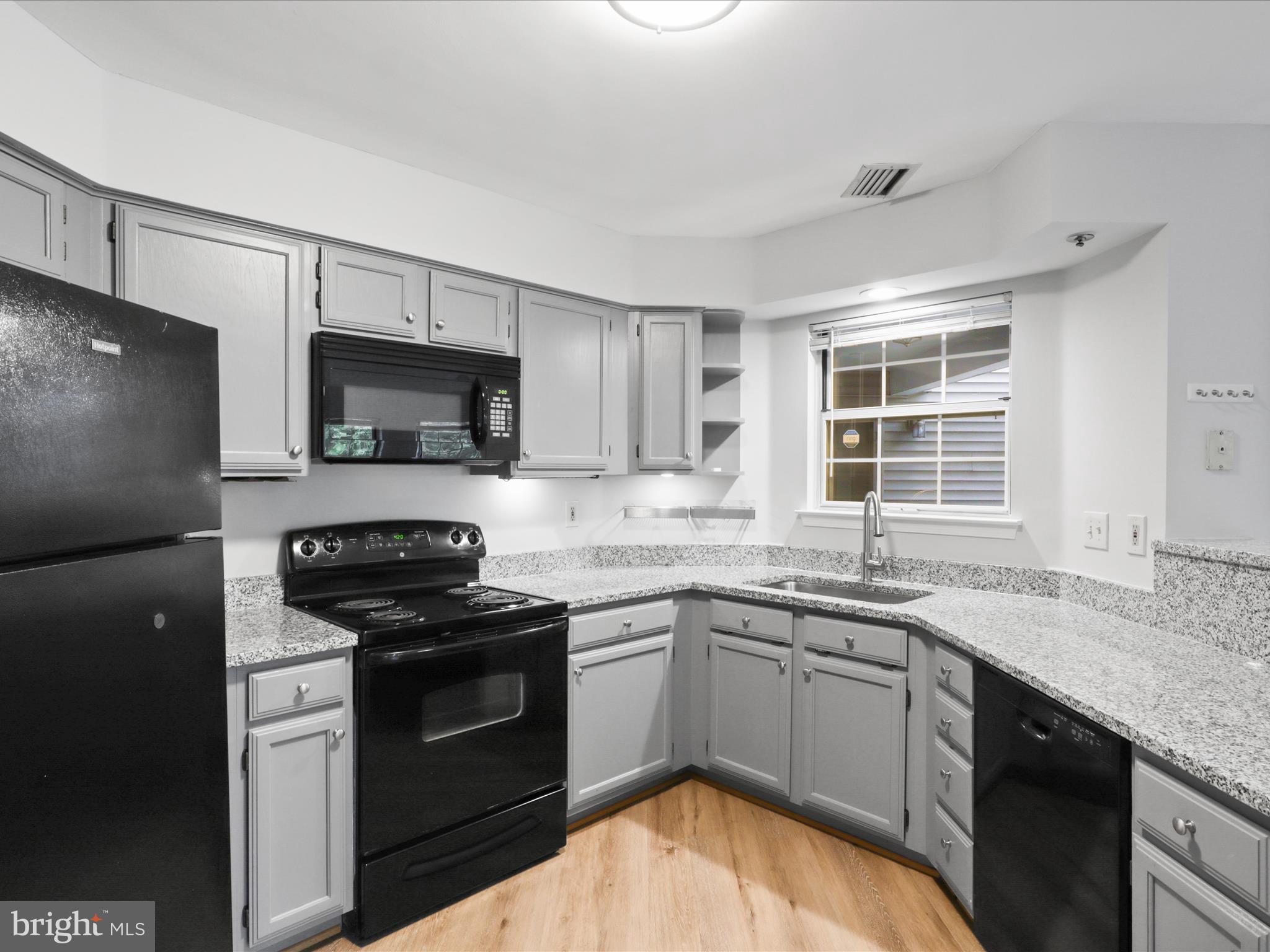 WILLOUGHBYS RIDGE - Residential Lease