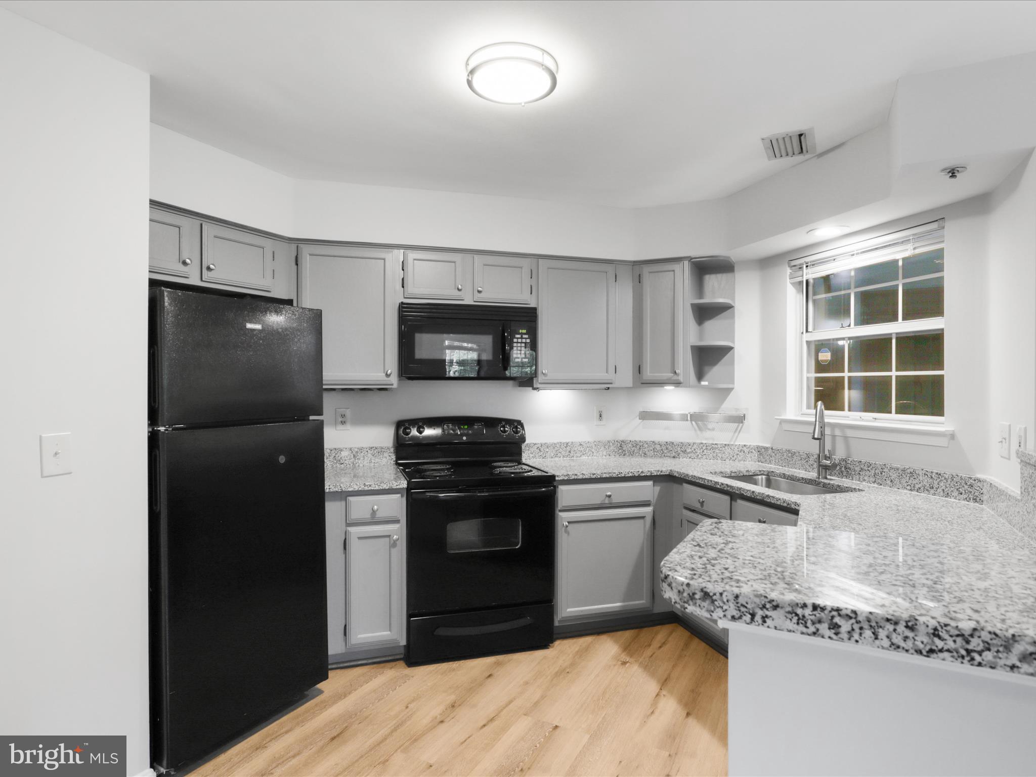 WILLOUGHBYS RIDGE - Residential Lease