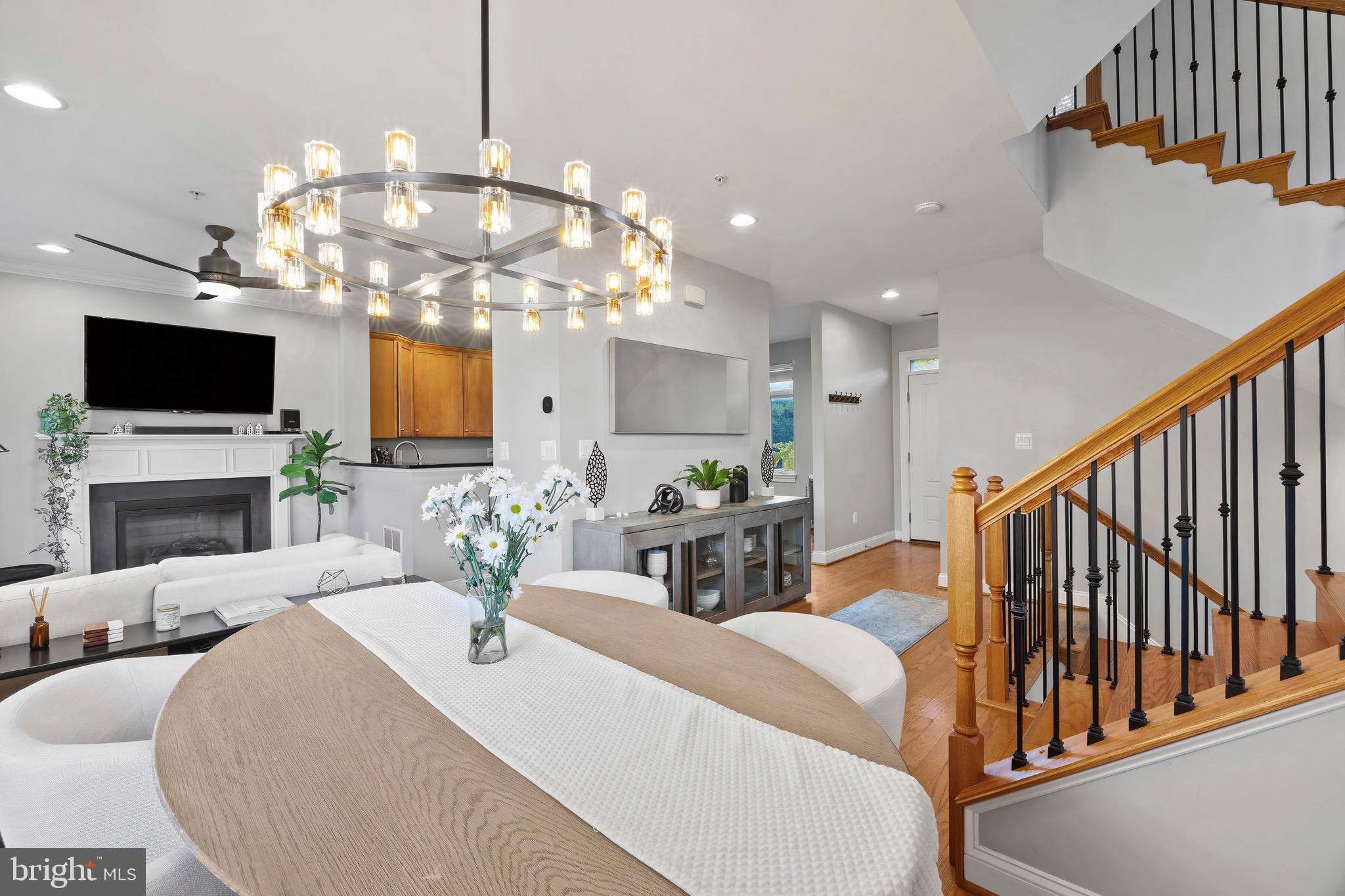 PIER HOMES AT HARBORVIEW - Residential Lease