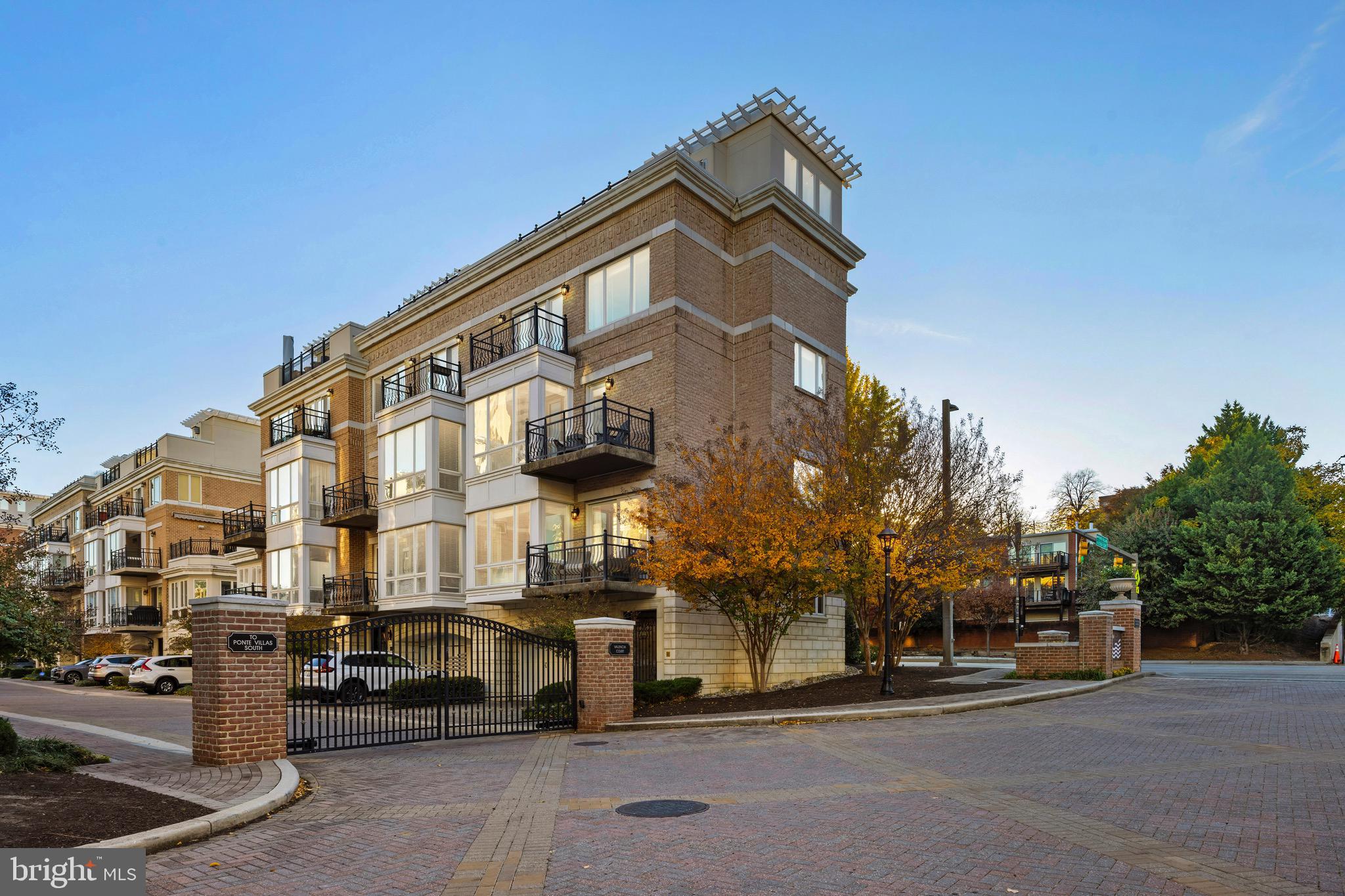 PIER HOMES AT HARBORVIEW - Residential Lease