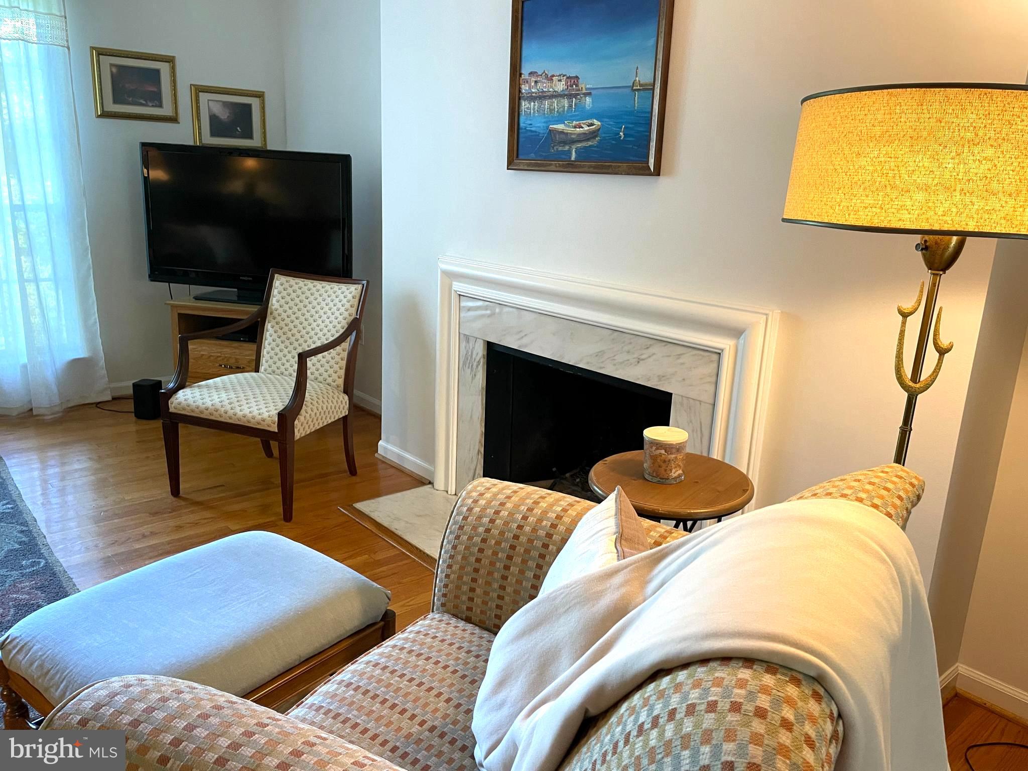 PENDENNIS MOUNT - Residential