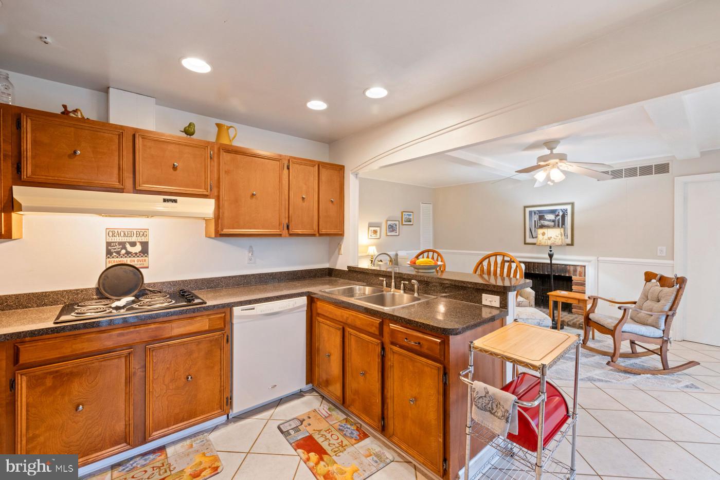 PENDENNIS MOUNT - Residential