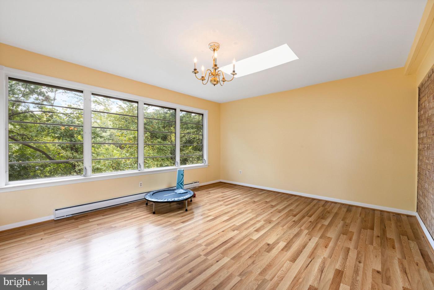 PENDENNIS MOUNT - Residential