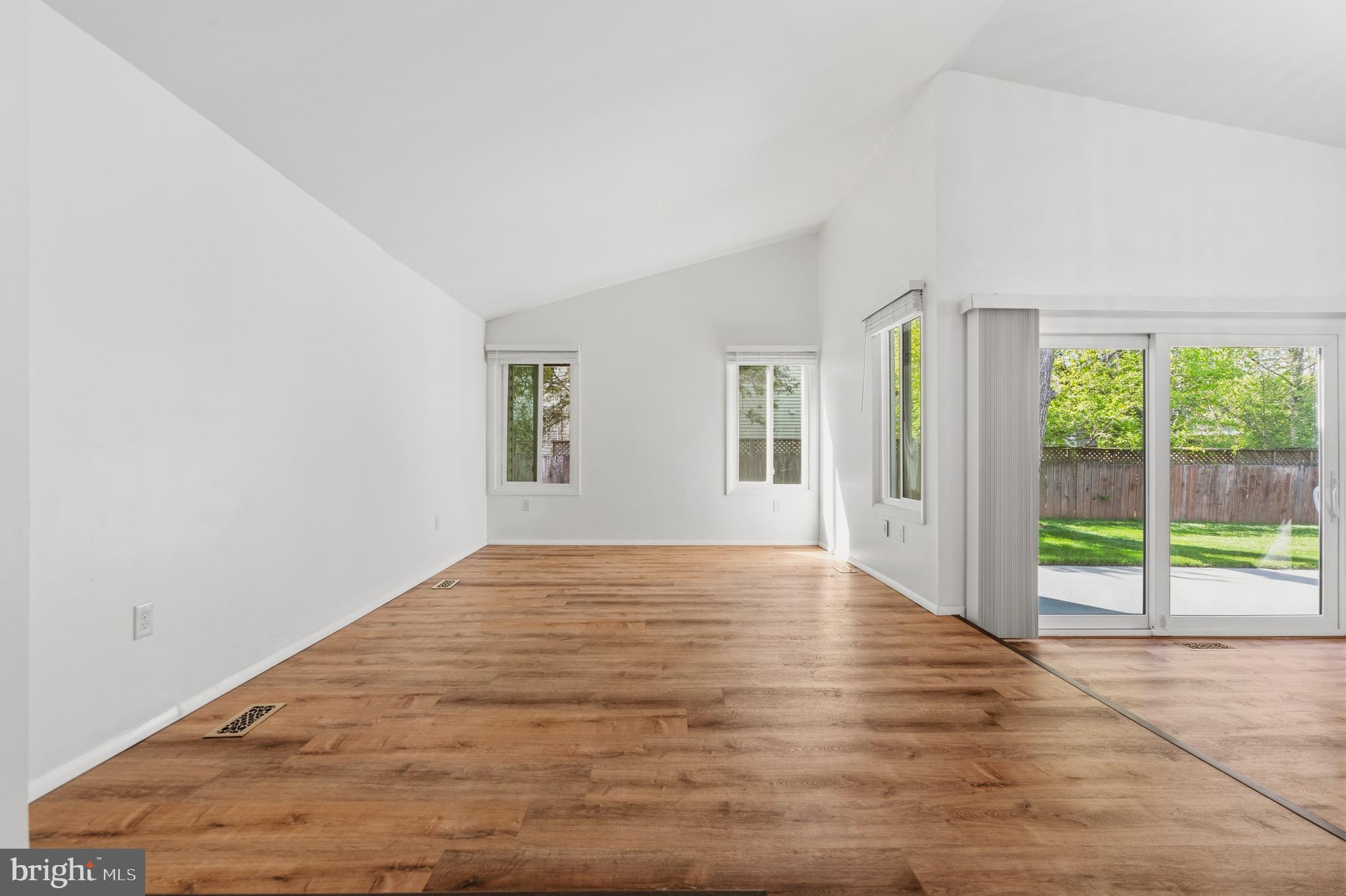 SUGARLAND RUN - Residential