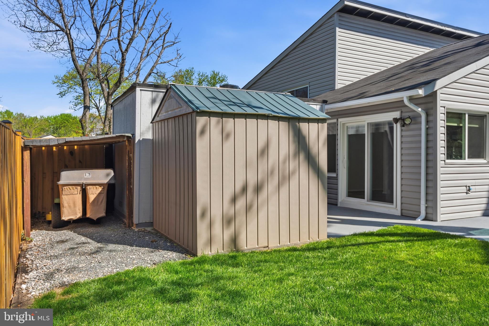 SUGARLAND RUN - Residential