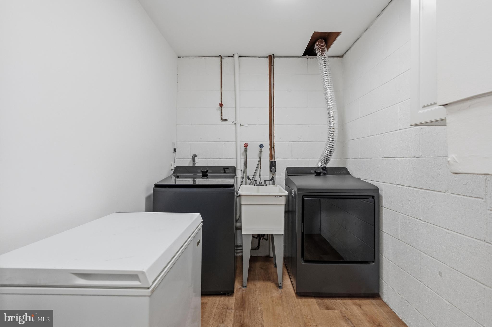 SUGARLAND RUN - Residential