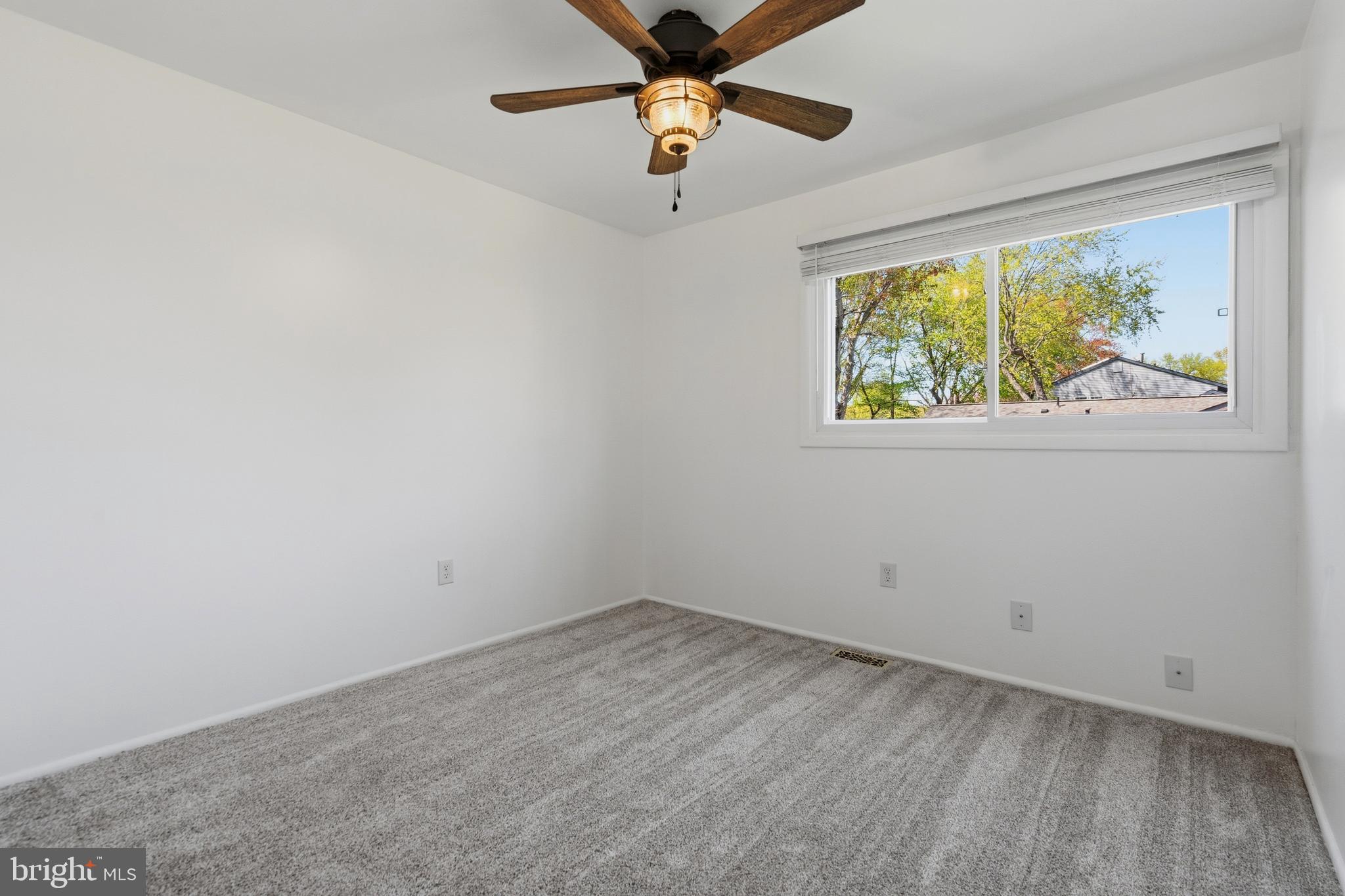 SUGARLAND RUN - Residential