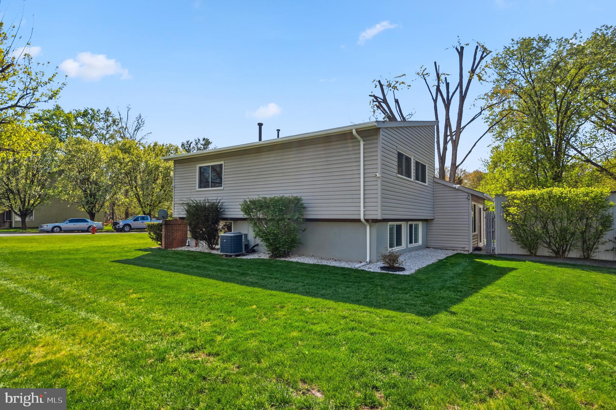 SUGARLAND RUN - Residential