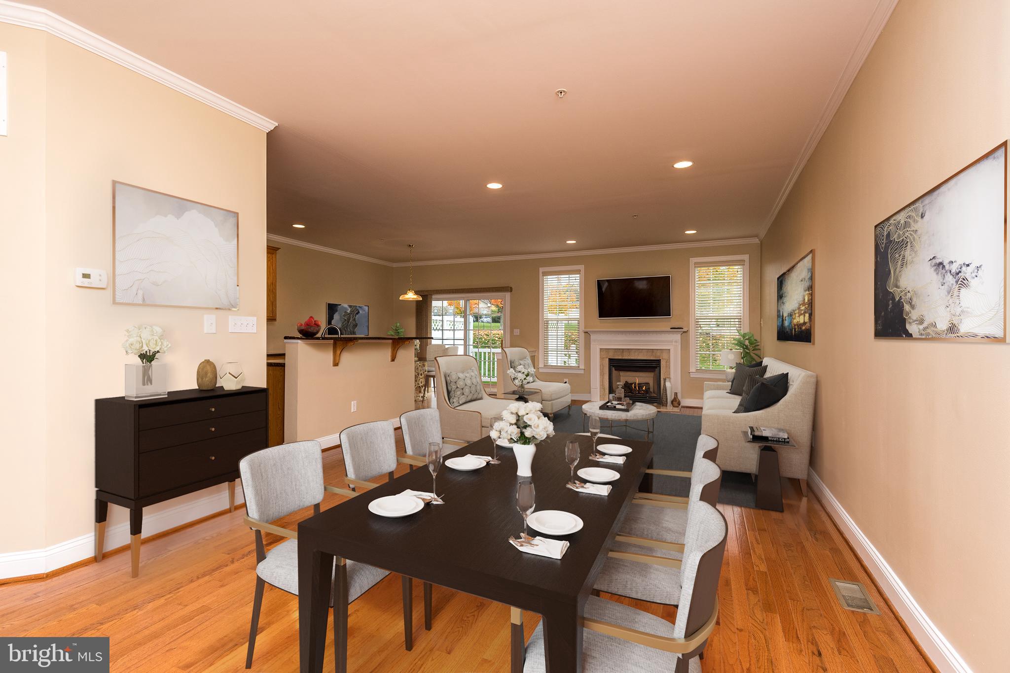 TH AT HERITAGE CNTR - Residential Lease